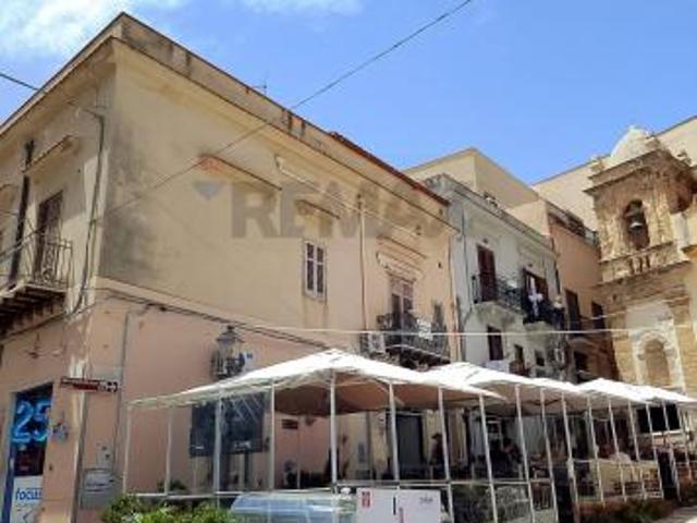 Casa Indipendente in vendita a Castellammare del Golfo, Centro Urbano