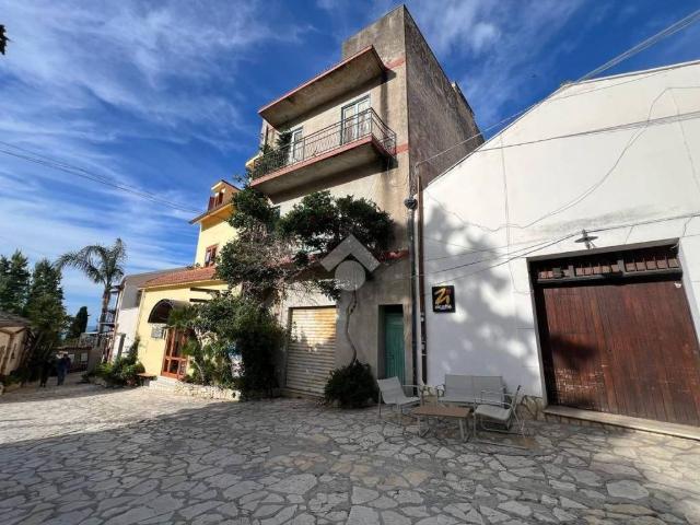 Casa indipendente in vendita a Castellammare del Golfo, Scopello