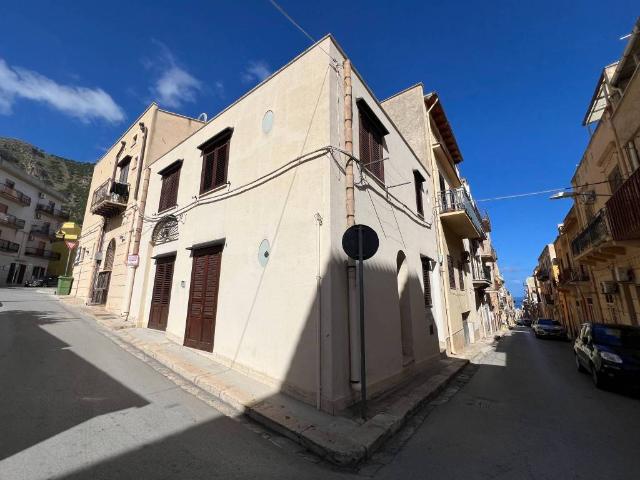Casa indipendente in vendita a Castellammare del Golfo TP