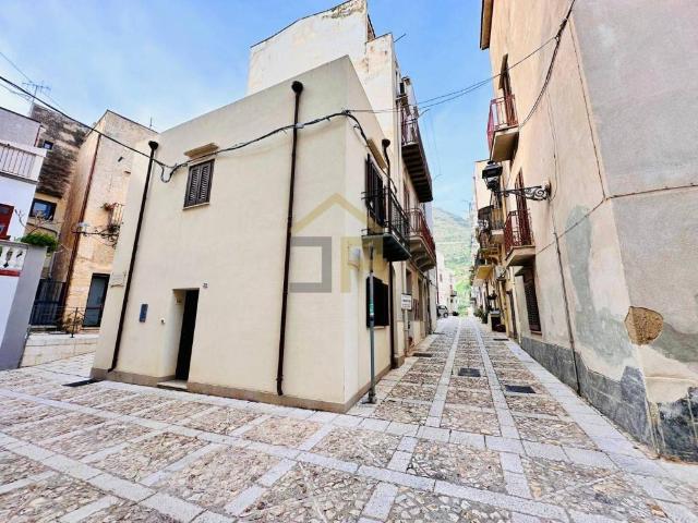 Casa indipendente in vendita a Castellammare del Golfo TP