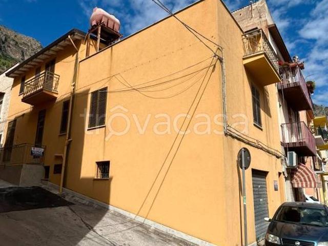 Casa indipendente in vendita a Castellammare del Golfo via Margherita