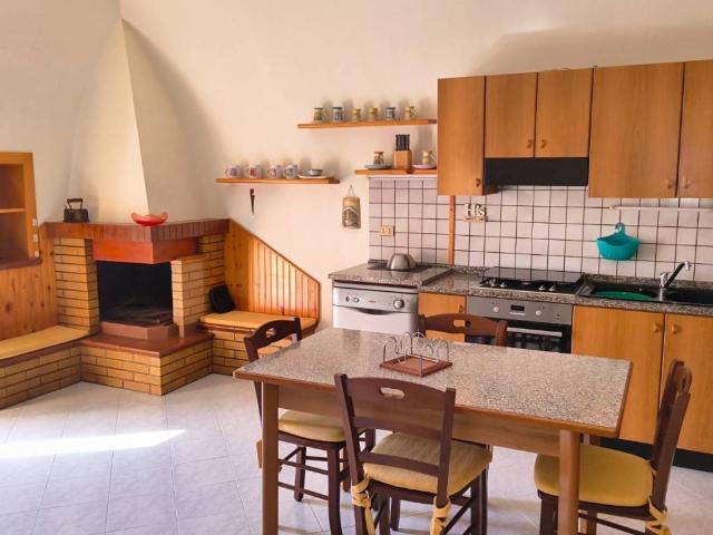 Casa indipendente in vendita a Castellana Grotte BA