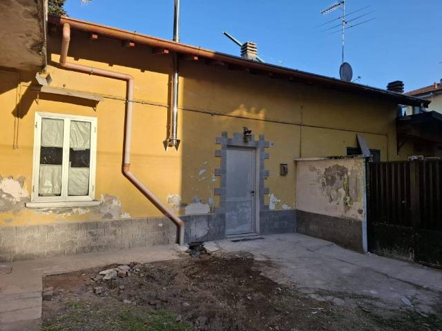 Casa indipendente in vendita a Castellanza VA