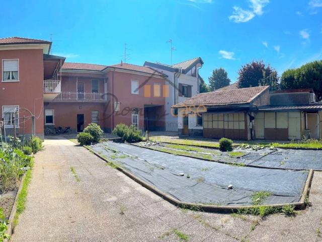 Casa indipendente in vendita a Castellanza VA
