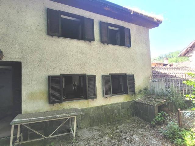 Casa indipendente in vendita a Castelletto d'Orba AL
