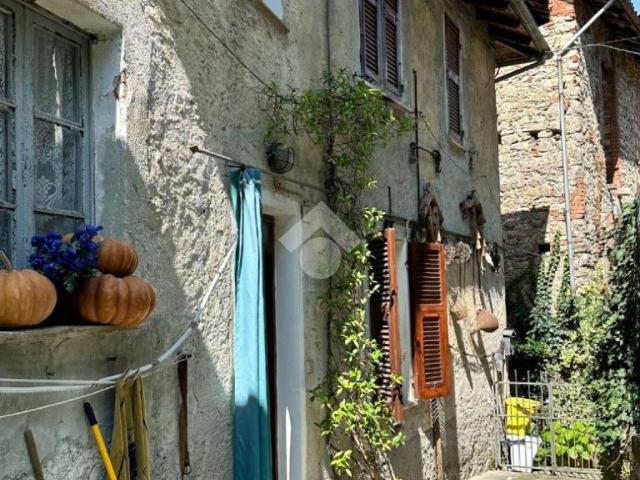 Casa indipendente in vendita a Castelletto d'Orba AL