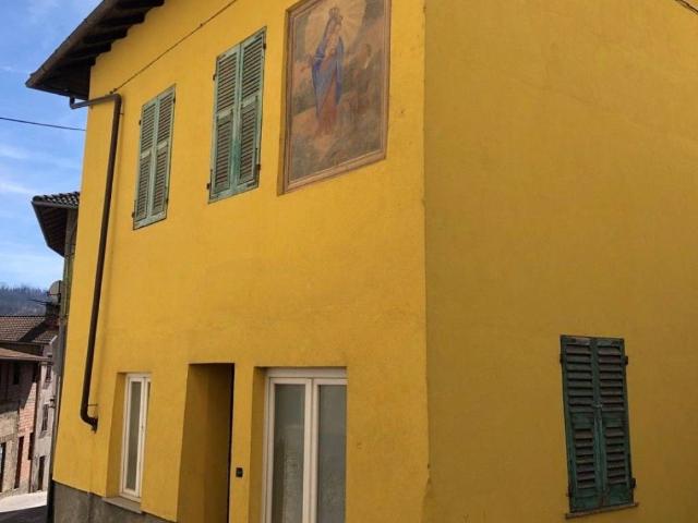 Casa indipendente in vendita a Castelletto d'Orba AL