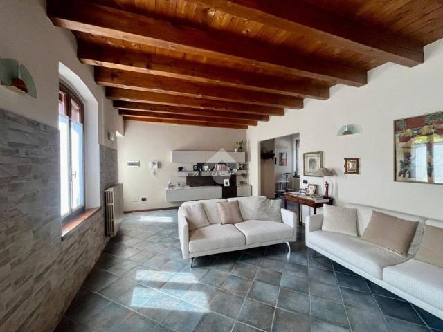 Casa indipendente in vendita a Castelleone via montecollero, 3, Corte Madama