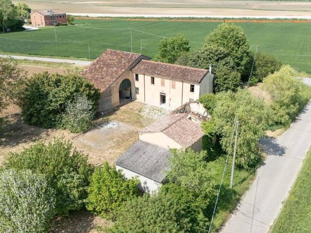 Casa indipendente in vendita a Castellucchio MN