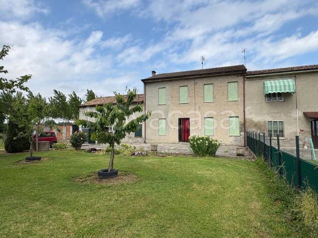 Casa indipendente in vendita a Castelnovo Bariano via Duranta, 1595