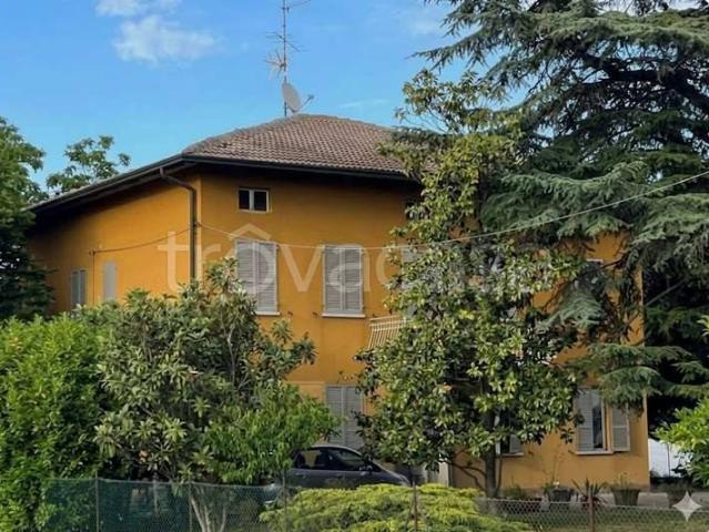 Casa indipendente in vendita a Castelnovo di Sotto