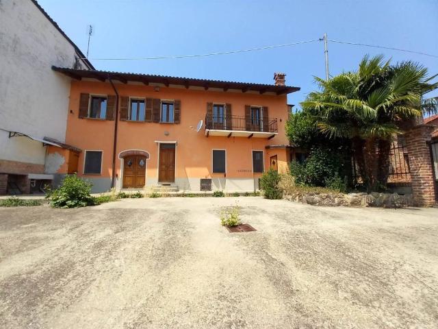 Casa indipendente in vendita a Castelnuovo Don Bosco AT