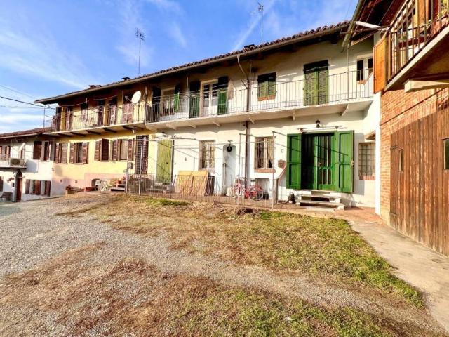 Casa indipendente in vendita a Castelnuovo Don Bosco AT
