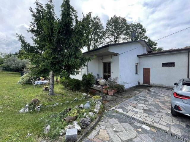 Casa indipendente in vendita a Castelnuovo Magra SP