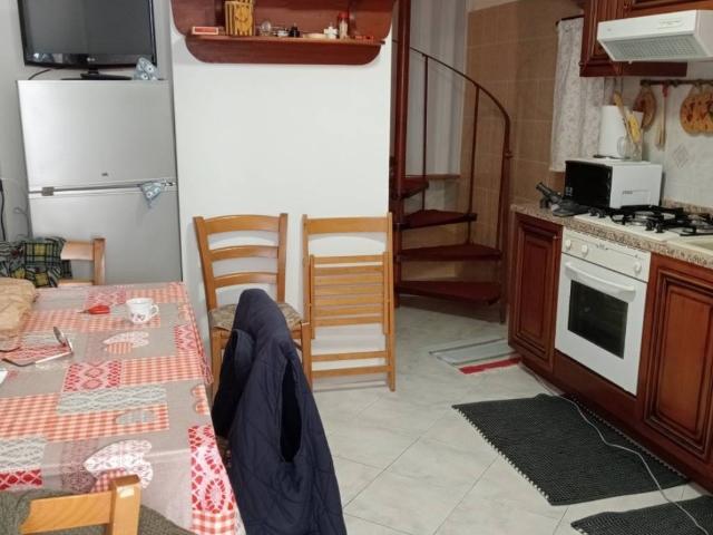 Casa indipendente in vendita a Castelnuovo Magra SP