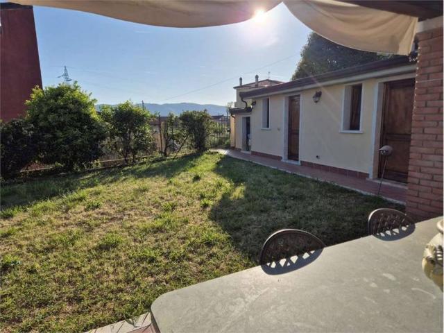 Casa indipendente in vendita a Castelnuovo Magra SP