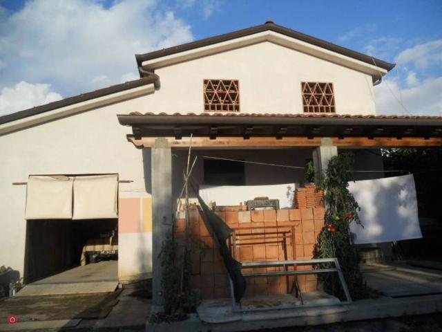 Casa indipendente in vendita a Castelnuovo Magra SP