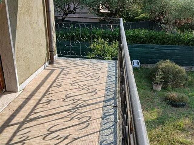 Casa indipendente in vendita a Castelnuovo Magra SP