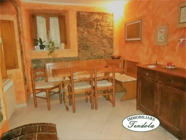 Casa indipendente in vendita a Castelnuovo Magra SP