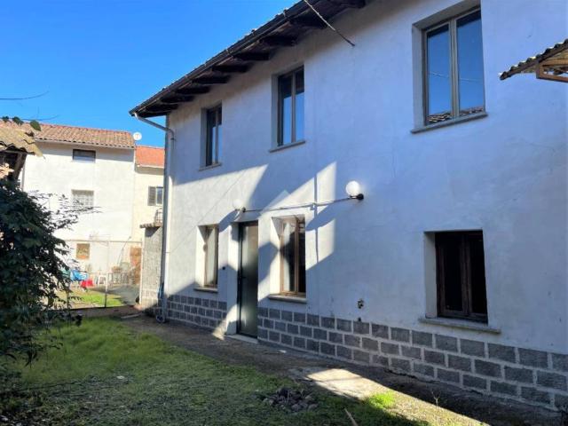Casa indipendente in vendita a Castelspina AL