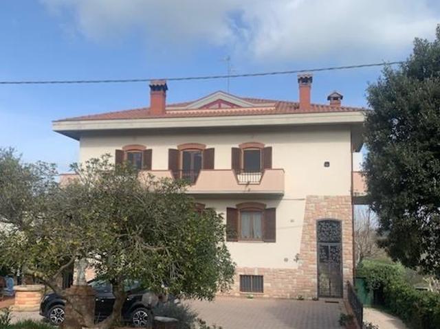 Casa indipendente in vendita a Castiglione del Lago