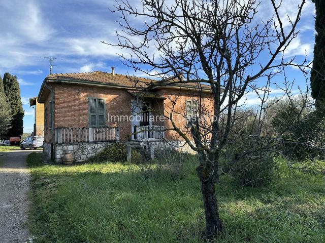 Casa indipendente in vendita a Castiglione Del Lago