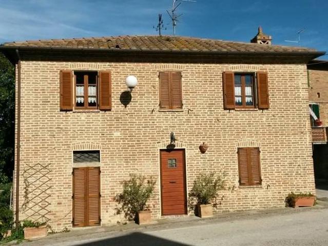 Casa indipendente in vendita a Castiglione del Lago PG