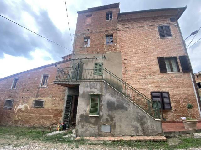 Casa indipendente in vendita a Castiglione del Lago PG