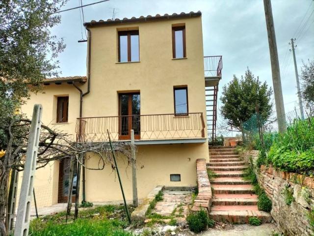 Casa indipendente in vendita a Castiglione del Lago PG