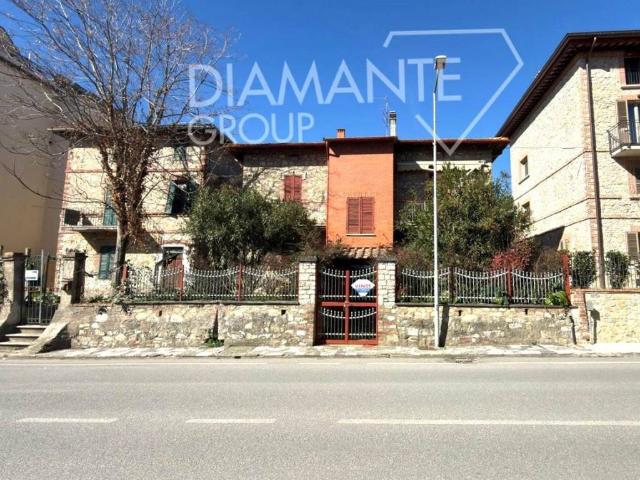 Casa indipendente in vendita a Castiglione del Lago PG