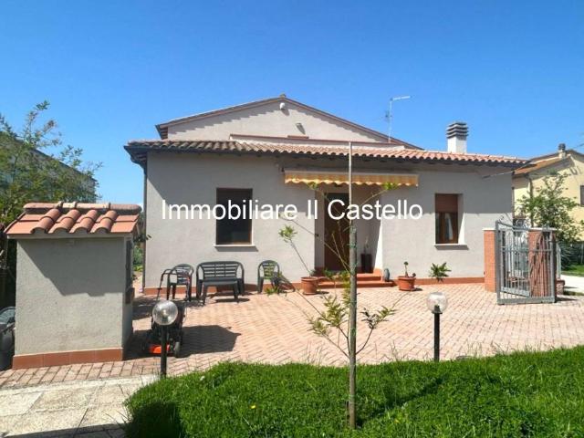 Casa indipendente in vendita a Castiglione del Lago PG