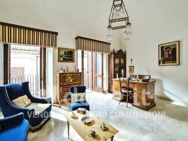 Casa indipendente in vendita a Castiglione di Sicilia CT