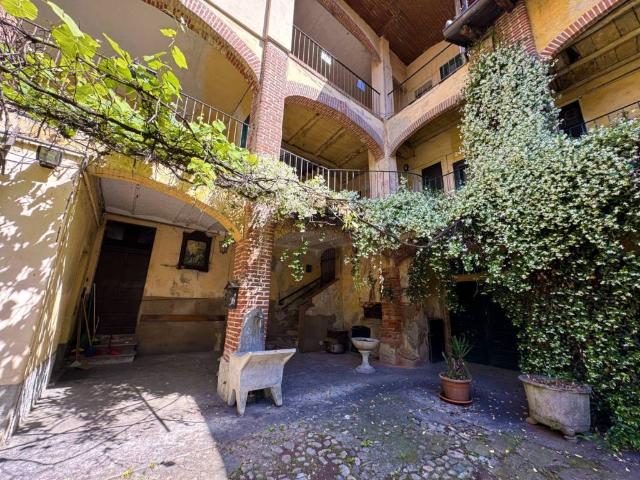 Casa indipendente in vendita a Castiglione Olona VA