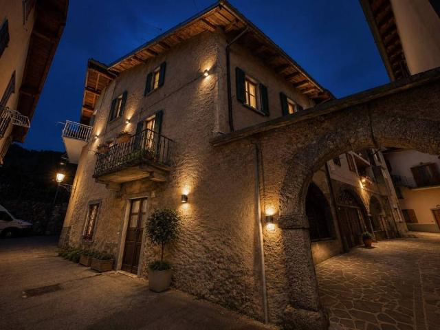 Casa indipendente in vendita a Castione della Presolana BG