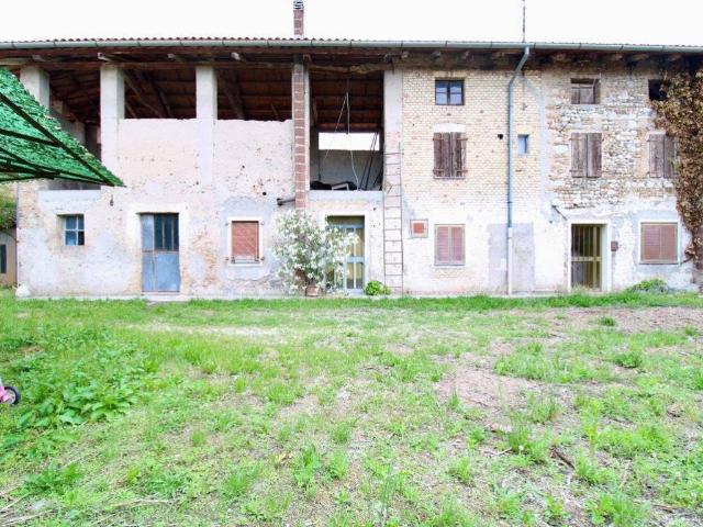 Casa indipendente in vendita a Castions di Strada UD