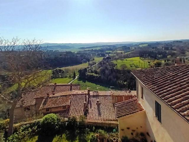 Casa indipendente in vendita a Cetona SI