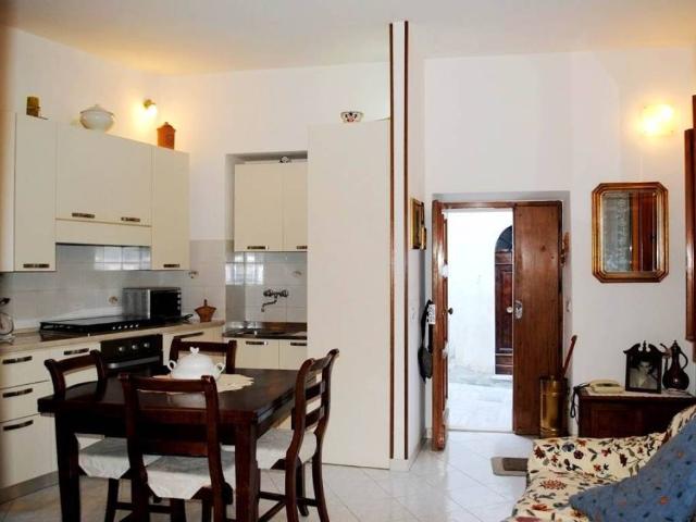 Casa indipendente in vendita a Cetona SI