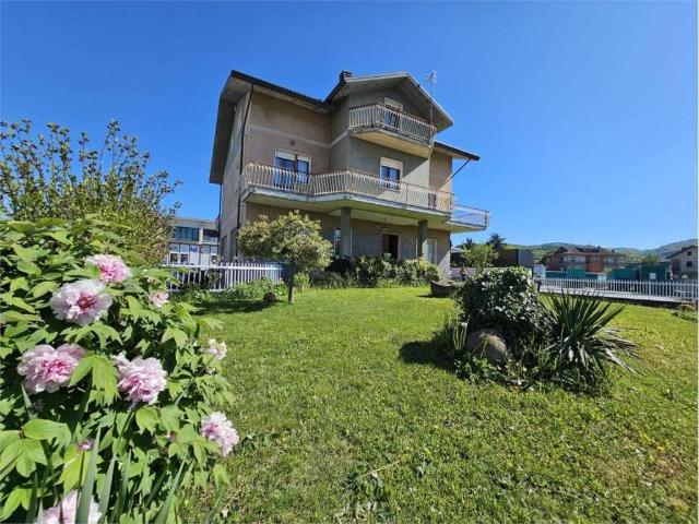Casa indipendente in vendita a Ceva CN