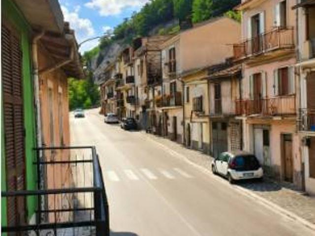 Casa indipendente in vendita a Celano AQ