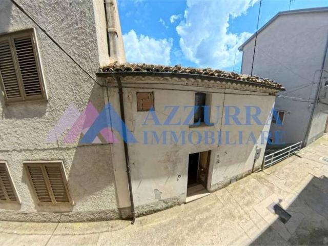 Casa indipendente in vendita a Celenza sul Trigno CH