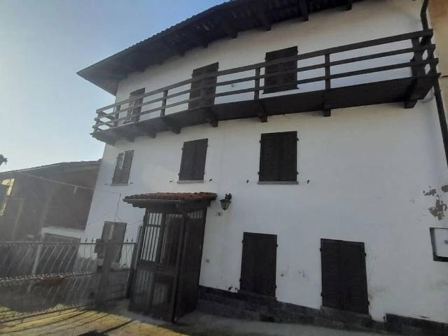 Casa indipendente in vendita a Celle Enomondo AT
