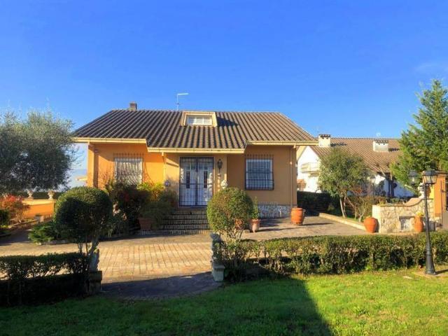 Casa indipendente in vendita a Ceprano FR