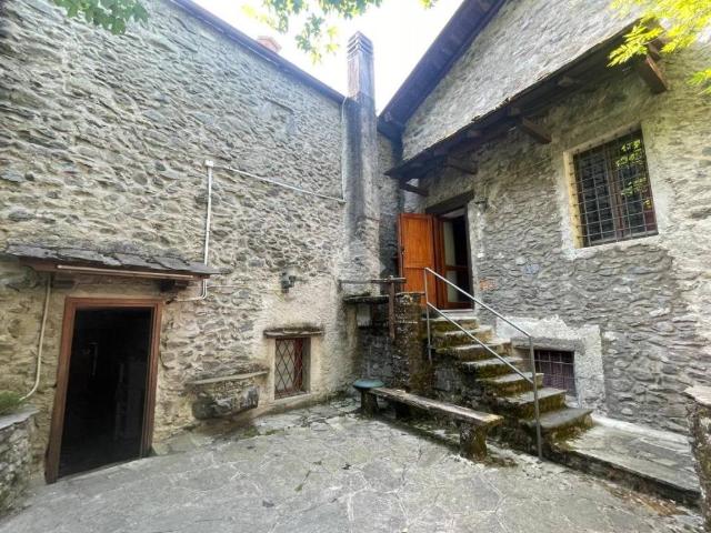 Casa indipendente in vendita a Cercino SO