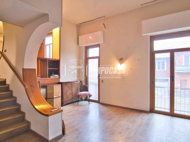 Casa indipendente in vendita a Cerano