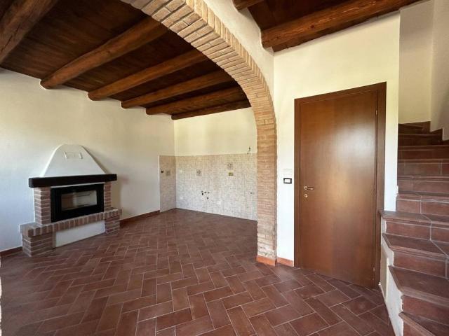 Casa indipendente in vendita a Ceregnano RO
