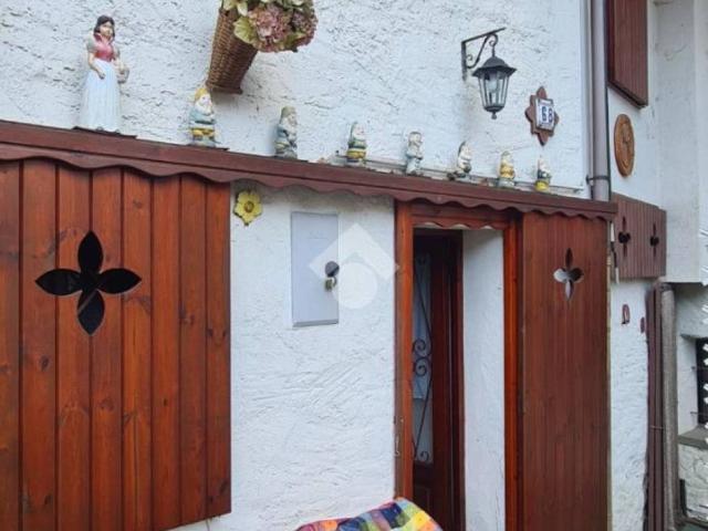 Casa indipendente in vendita a Ceres TO