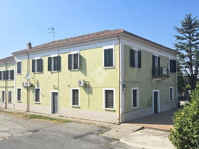 Casa indipendente in vendita a Ceresara MN