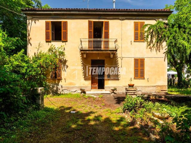 Casa indipendente in vendita a Cerreto D'Esi