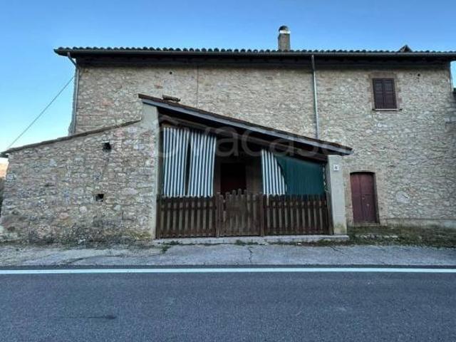 Casa indipendente in vendita a Cerreto di Spoleto