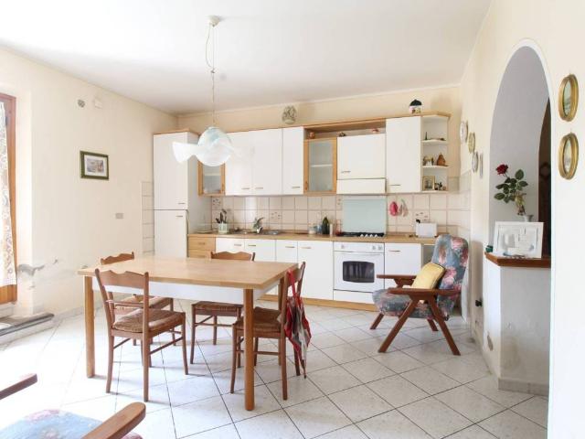 Casa indipendente in vendita a Cerreto Guidi FI